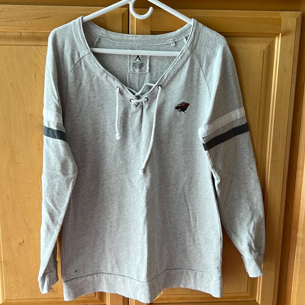 MN WILD Hockey Long Sleeve Top / Sweatshirt